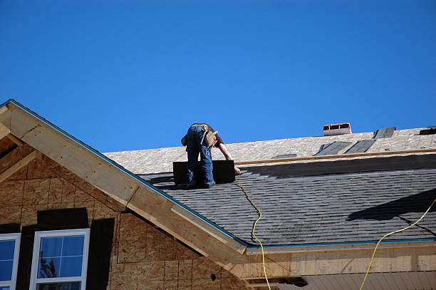 Best Flat Roof Repair Services  in Washburn, WI